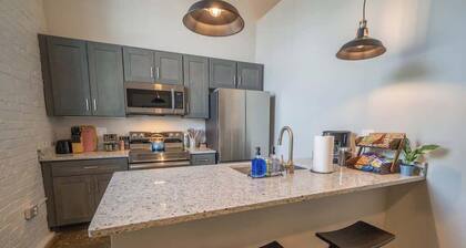 New 1 Bedroom Apartment Near Brewery - River - Downtown