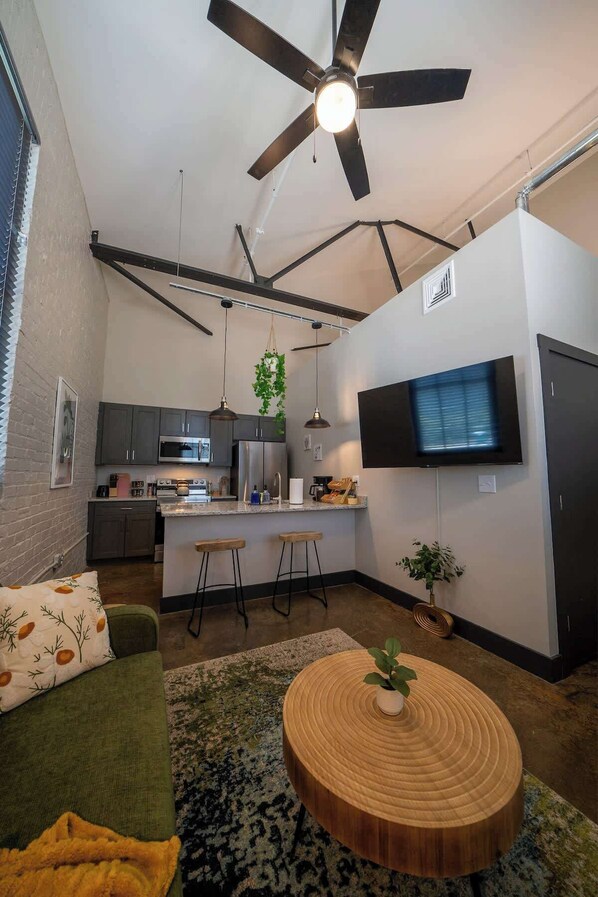TV, offices