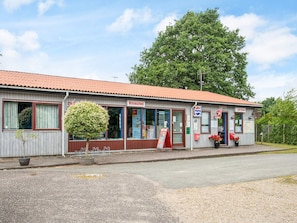 House | Exterior - 4 Person Holiday Park Home in Grindsted (Grindsted)