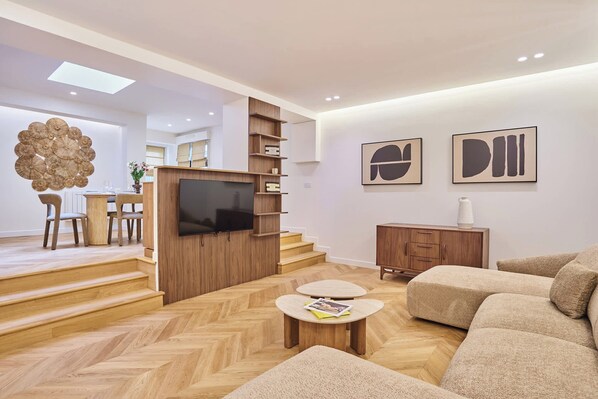 Apartment | Living area