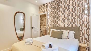 Apartment | 2 bedrooms, laptop workspace, iron/ironing board, bed sheets