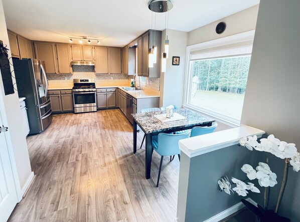 Microwave, oven, stovetop, dishwasher