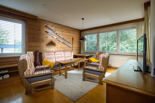 1405 Fabis Apartment