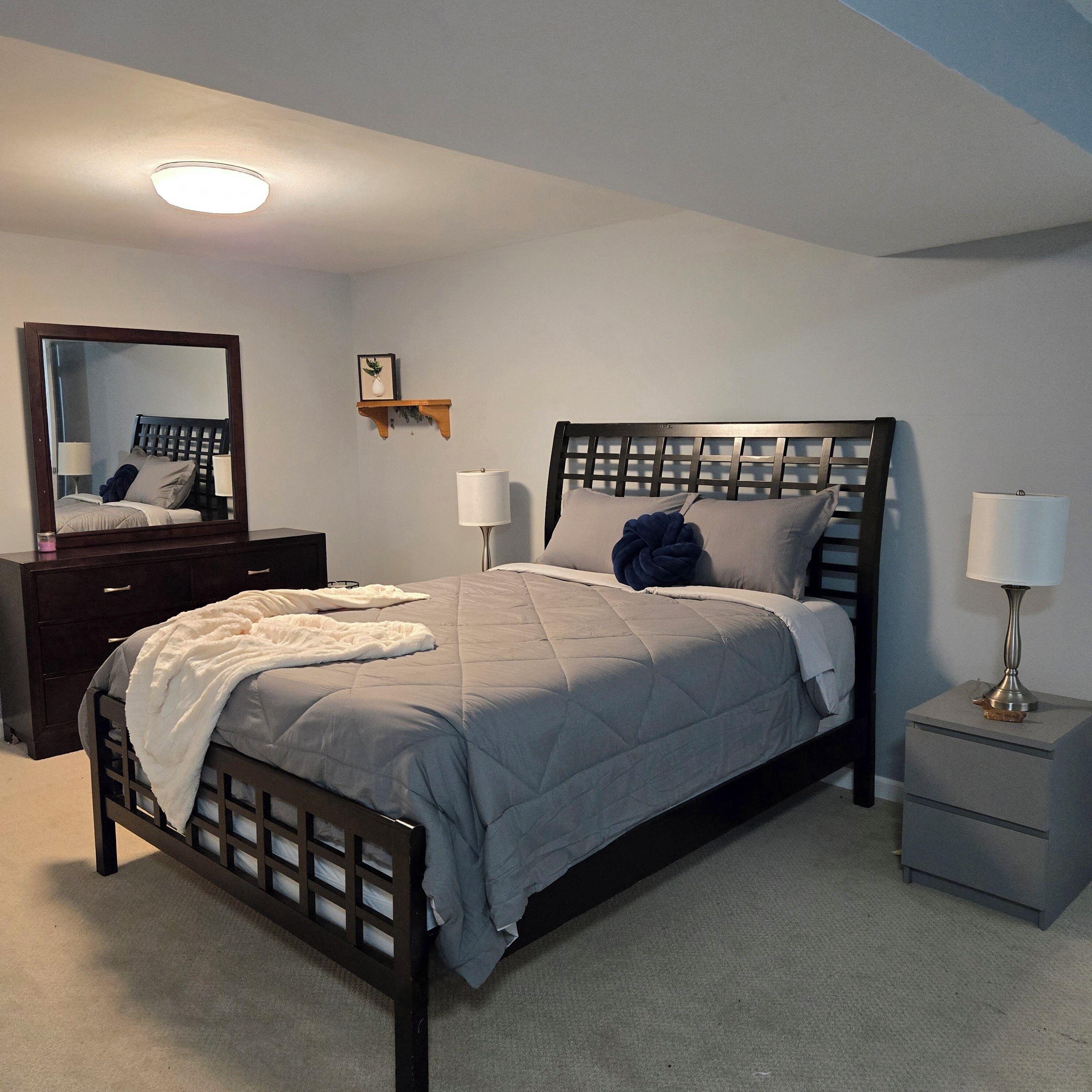 1 chambre, fer et planche à repasser, Wi-Fi, draps fournis