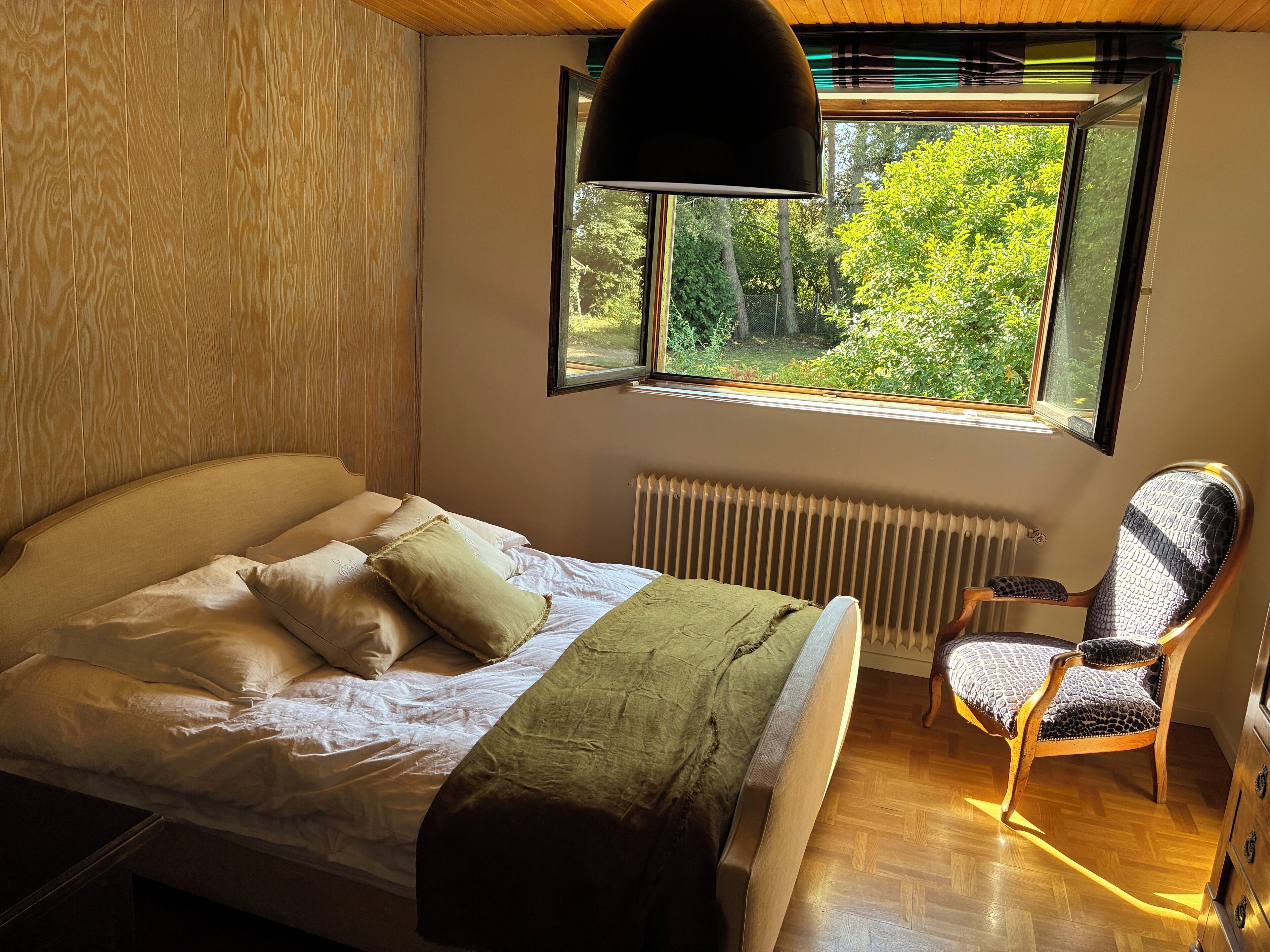 4 間睡房、熨斗/熨衫板、免費 Wi-Fi、床單