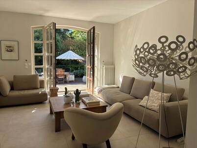 4 rooms in a renovated eco house in a quiet natural setting