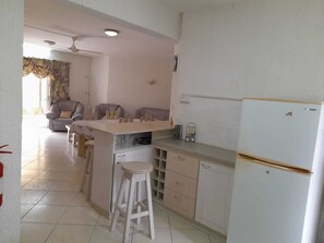 Interior - BEST Location Apartment in Flic en Flac - Around 10 mins walk to the beach ... (Flic en Flac)