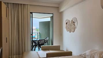 1 quarto, acesso à internet, roupa de cama