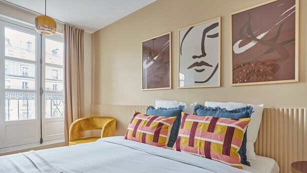 2 bedrooms, laptop workspace, iron/ironing board, bed sheets - Sublim Apartement in the Center of Paris/le Marais (Paris)