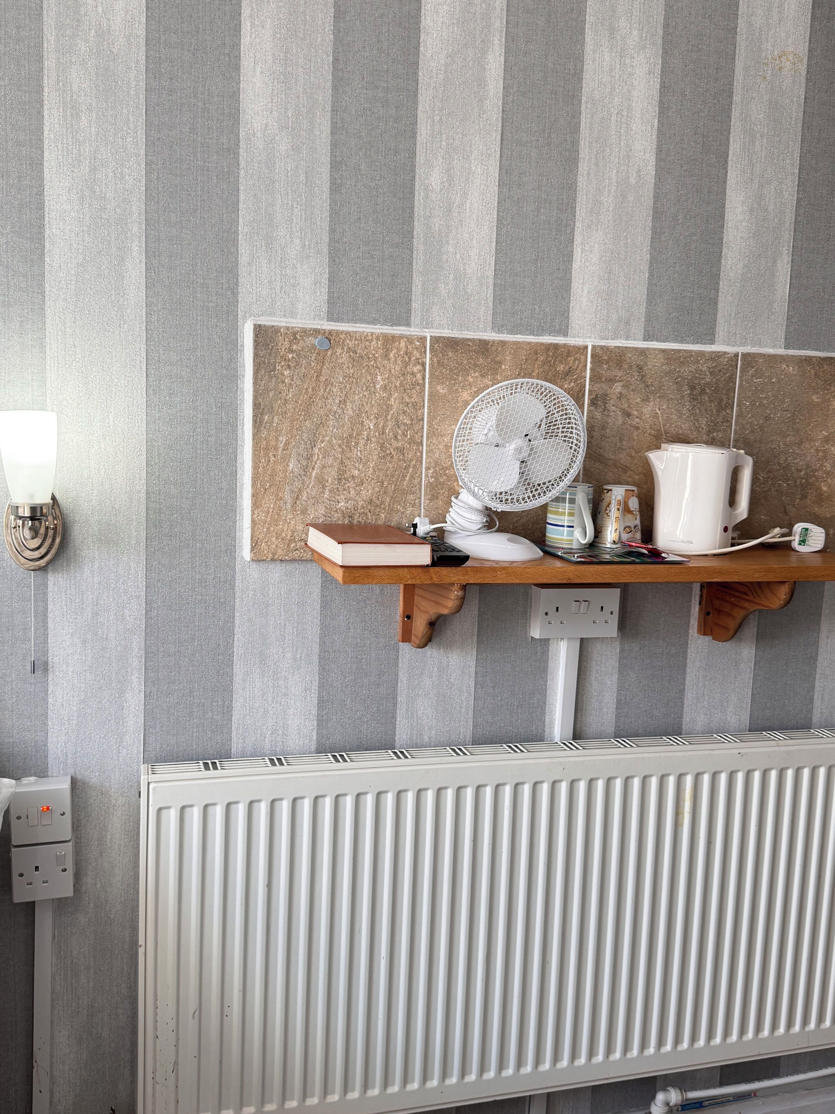 标准双人房 | 办公桌、熨斗/熨板、免费 WiFi