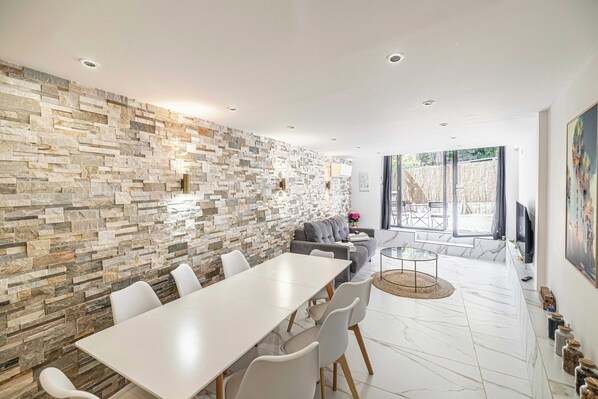 Apartment | Interior