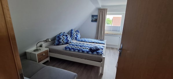2 bedrooms
