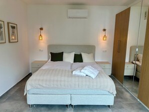 2 slaapkamers, reisbedje, gratis wifi, beddengoed