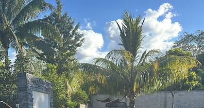 Casa de 2 habitaciones con piscina y jacuzzi