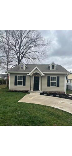 The Downtown Historic Cleveland Cottage