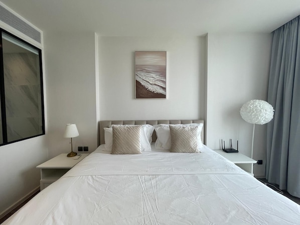 2 habitaciones, tabla de planchar con plancha, wifi y ropa de cama