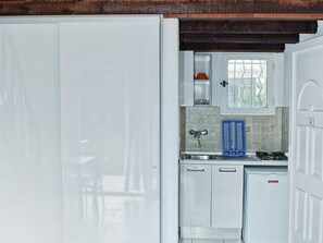 Apartment | Private kitchen - Res. Marea Resort, Santa-lucia-di-moriani (Santa-Lucia-di-Moriani)