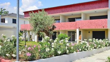 Apartment | Exterior