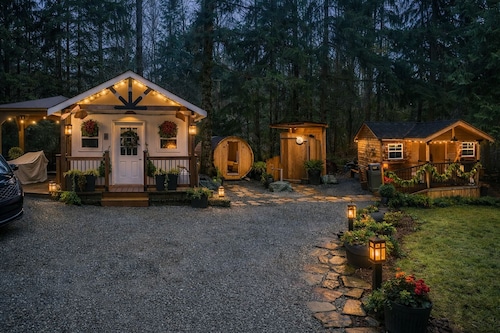 The Forest Estate Cabin in Mount Vernon WA