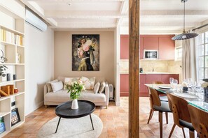 Apartment | Living area