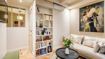 Apartment | Living area