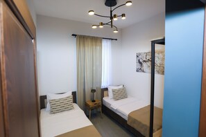 3 bedrooms, iron/ironing board, free WiFi