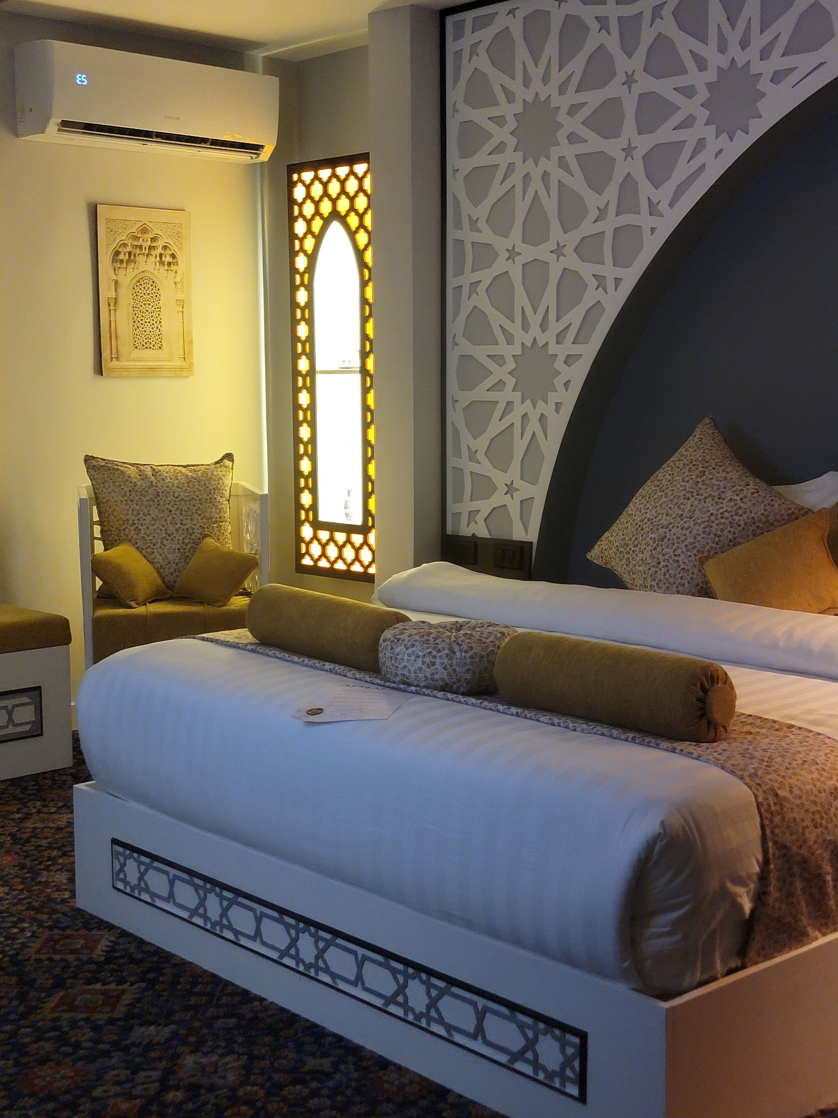 Deluxe Double Room, Mountain View | In-room safe, desk, laptop workspace, blackout curtains