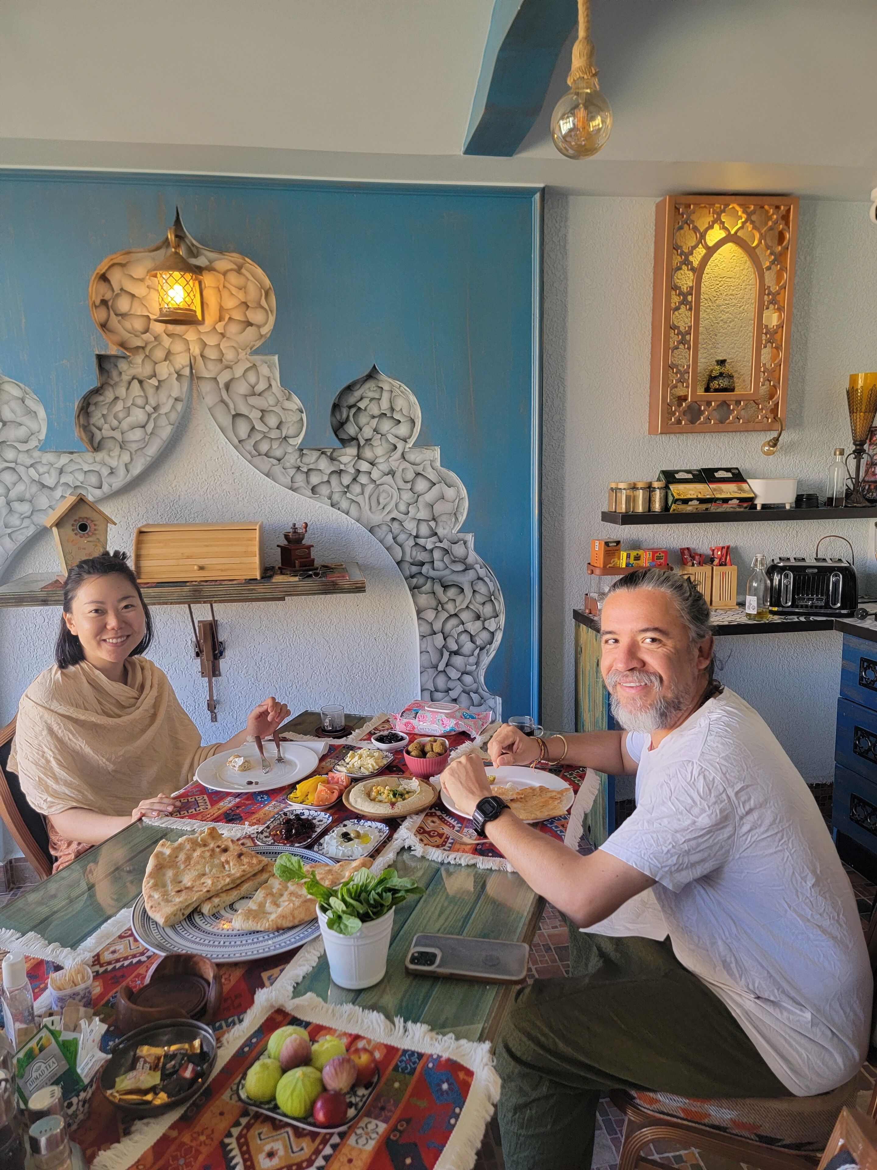 Desayuno típico de la región gratuito y diario