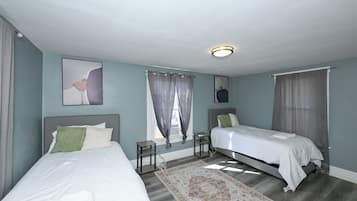 3 bedrooms, desk, travel crib, free WiFi