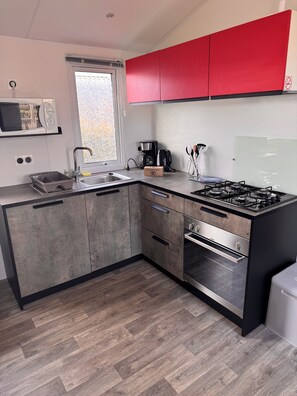 Microwave, oven, stovetop