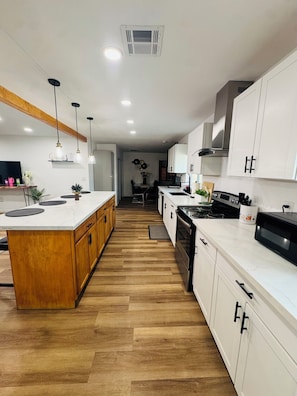 Microwave, oven, stovetop, dishwasher