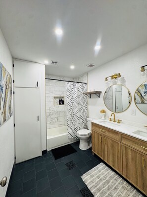 Towels, soap, toilet paper