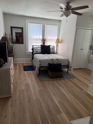 4 Schlafzimmer, Bügeleisen/Bügelbrett, WLAN, Bettwäsche