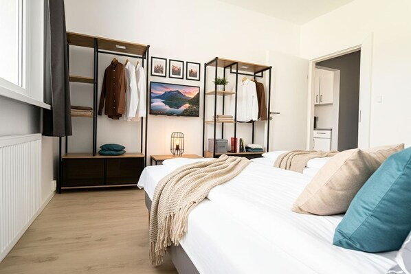 2 bedrooms, iron/ironing board, WiFi, bed sheets