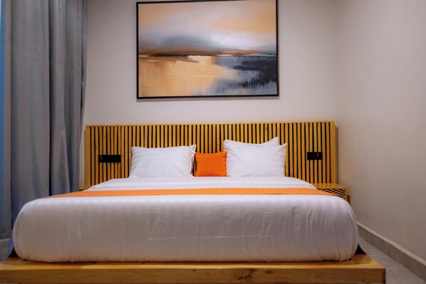 Blackout drapes, iron/ironing board, free WiFi - Serene Apartment  (Kigali)