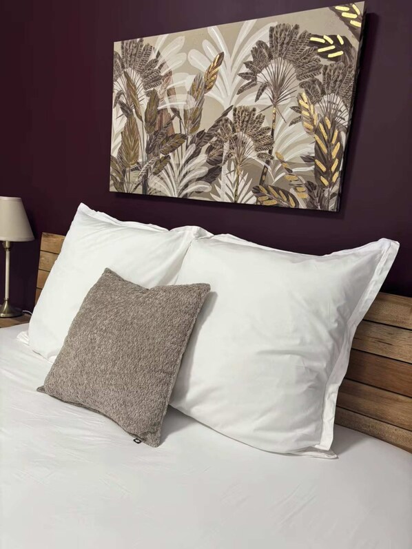 1 bedroom, iron/ironing board