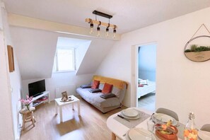 TV - Whole apartment 6p: apartment in residence - Campan, France (Campan)