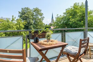 Apartment, Balkon, Gartenblick | Terrasse/Patio