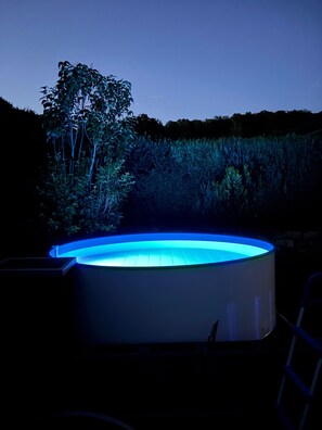 Outdoor pool - Vacation home with fenced garden & terrace in Bad Eilsen - dogs welcome (Bad Eilsen)