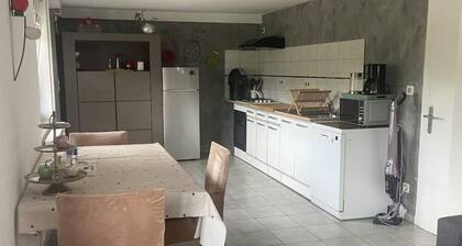 Appartement au calme, Ă  20 min de la frontiĂšre et 5 min de la centre de Cattenom