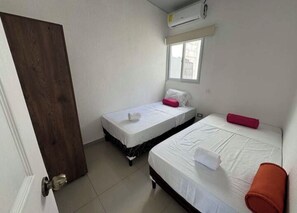 2 bedrooms, iron/ironing board, WiFi, bed sheets - Charming apartment with AC in Hato Nuevo - 2 bedrooms (Hato Nuevo)