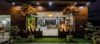 Brij Royal Heritage Vrindavan Luxury AC hotel Near ISKCON Temple Vrindavan