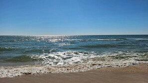 Chaise longue, serviettes de plage