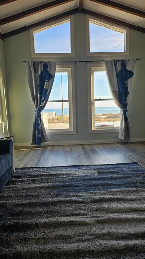 Interior - Happy Everything - St George Island FL (Saint George Island)