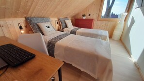 3 bedrooms, desk, free WiFi, bed sheets - Villa Leone - spacious, breathtaking in harmony with nature (Nowe Warpno)