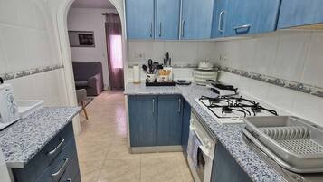 Apartment, 3 Bedrooms, Balcony | Interior