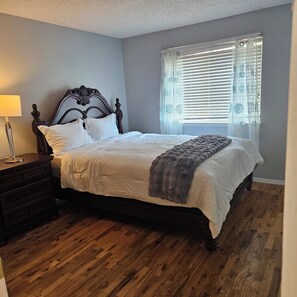 4 Schlafzimmer, Bügeleisen/Bügelbrett, Internetzugang, Bettwäsche