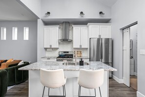 Microwave, oven, stovetop, dishwasher - Modern Fountain Square 3 BR, Firepit & Gaming Garage - only 10 min to City! (Indianapolis)