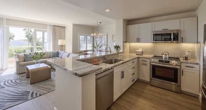 LUXURY FOUR SEASONS AVIARA RESIDENCE CLUB-CARLSBAD, CA