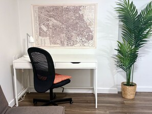 Interior - Guest suite in Kitsilano - Walking distance to beaches & shops. (Vancouver)